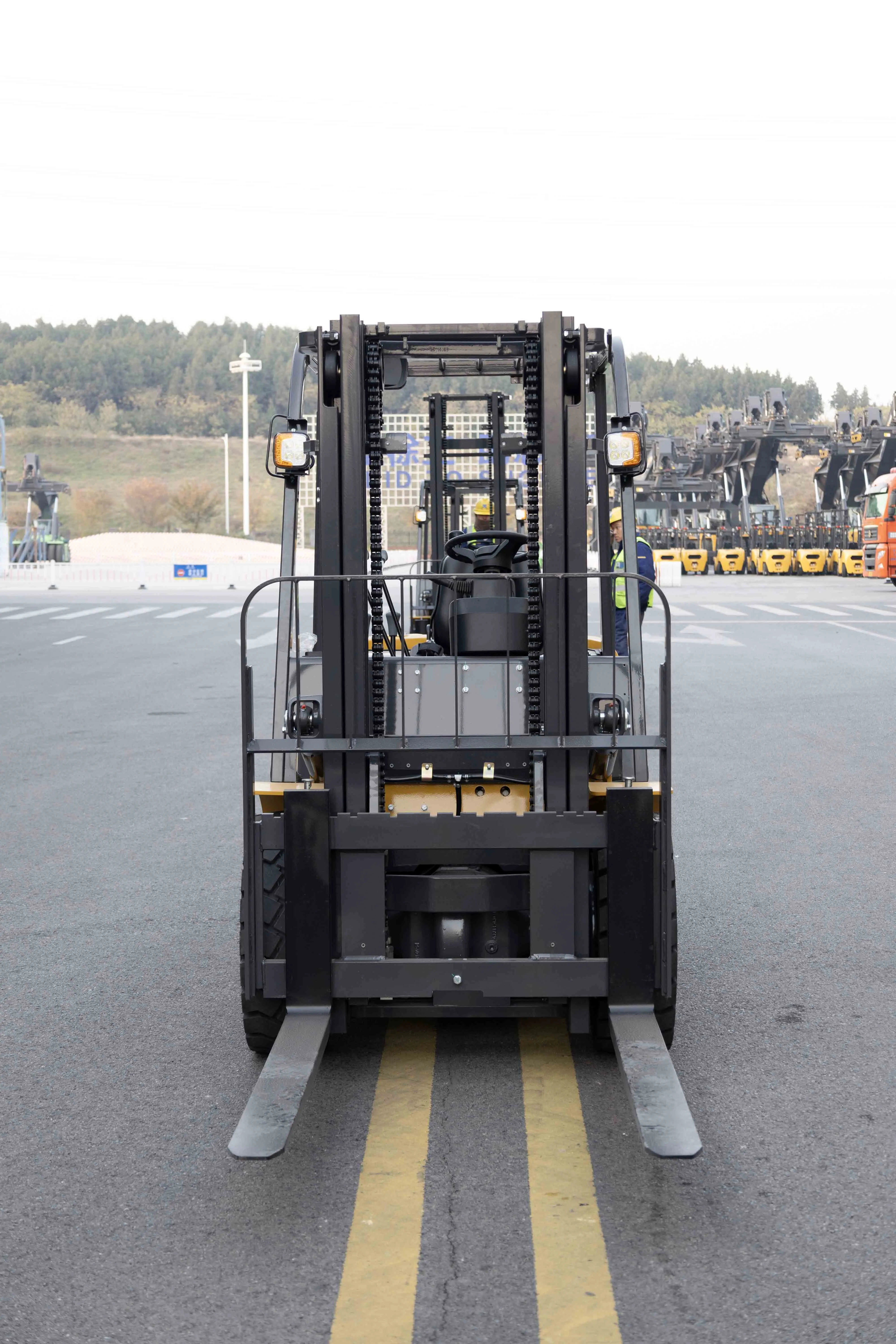 XCMG Official 3 Ton Diesel Forklift Xcf30kt Hydraulic Forklift Truck Price List